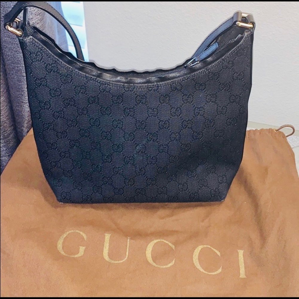 Gucci Shoulder Bag